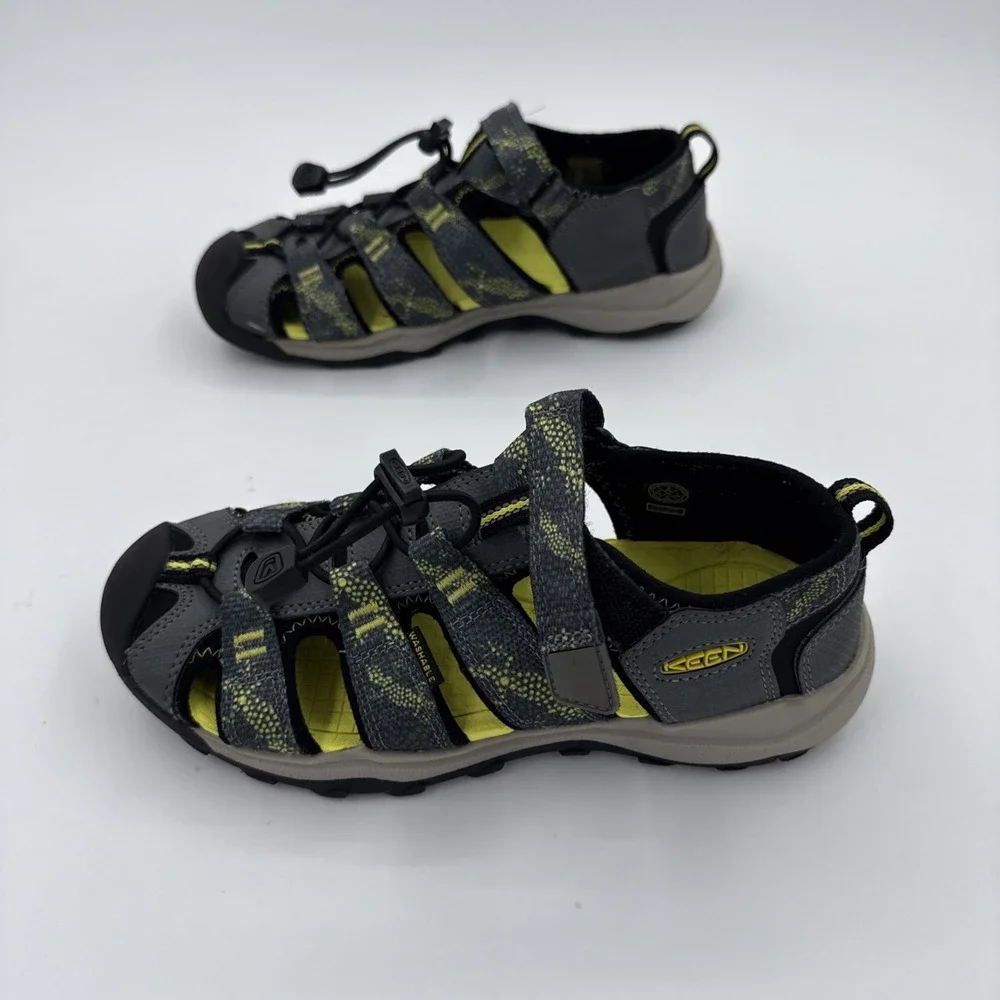 Keen newport hiking
